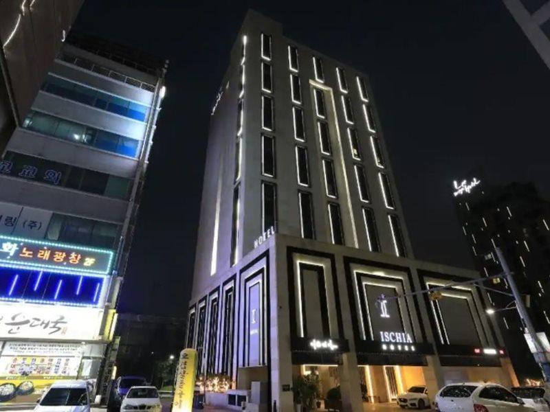יונגין Ischia Hotel מראה חיצוני תמונה